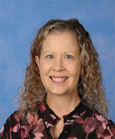 Photo of Lauren Hughes